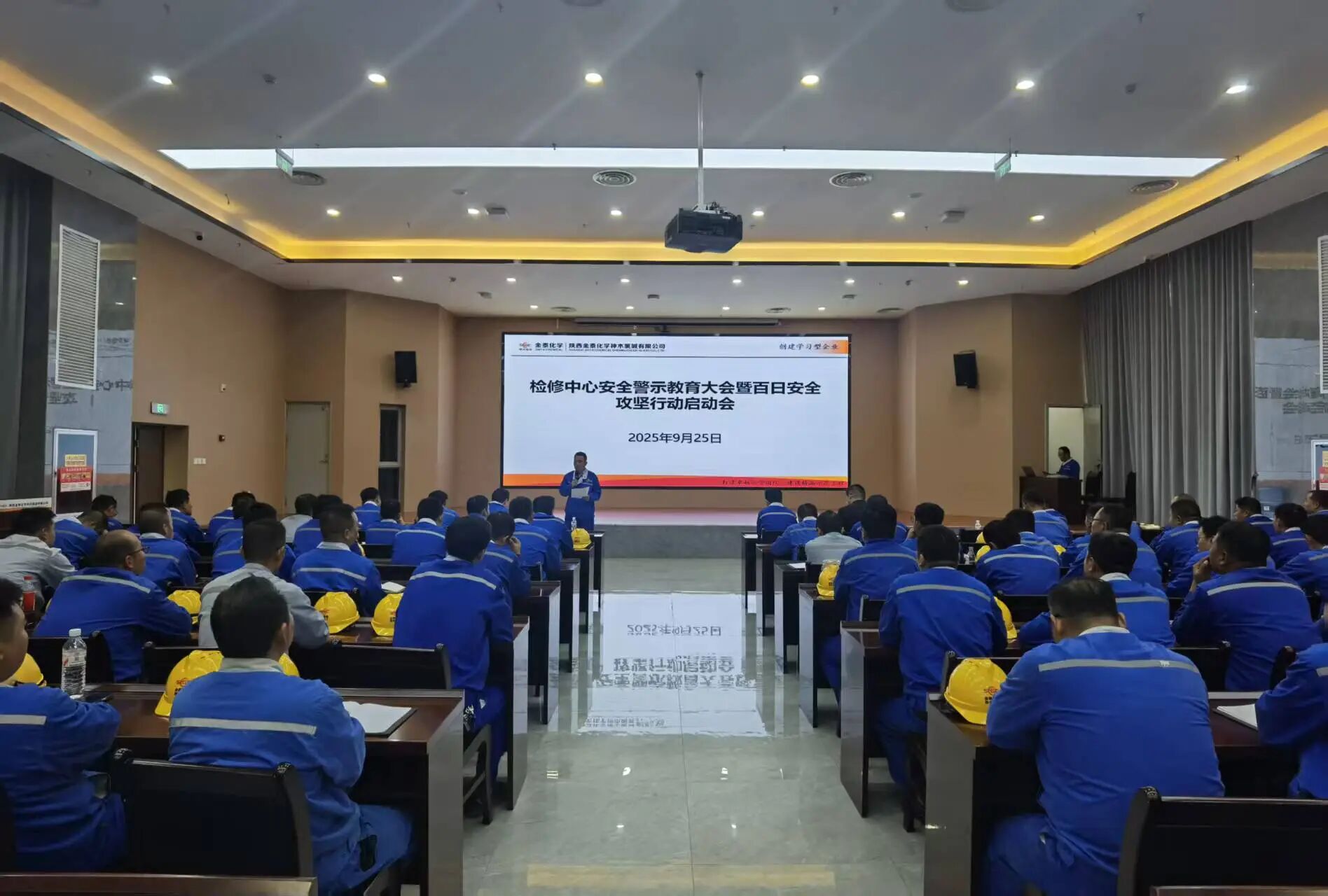 13b07bff8c9549692f32ac2ae28c0879.jpg 13b07bff8c9549692f32ac2ae28c0879.jpg