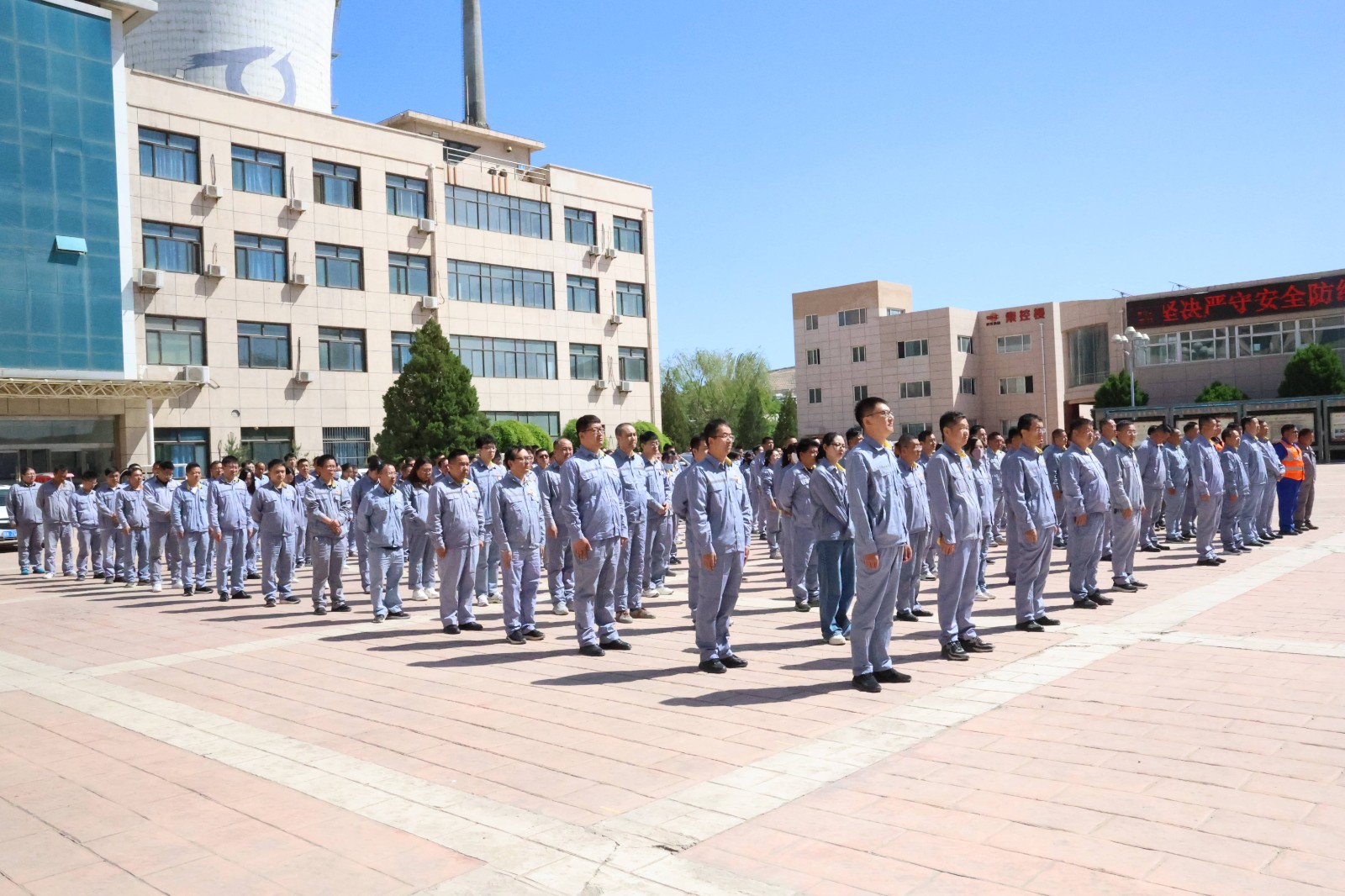 2f4f9cbc7e9570a0d47424d7e62fa65(1).jpg 2f4f9cbc7e9570a0d47424d7e62fa65(1).jpg