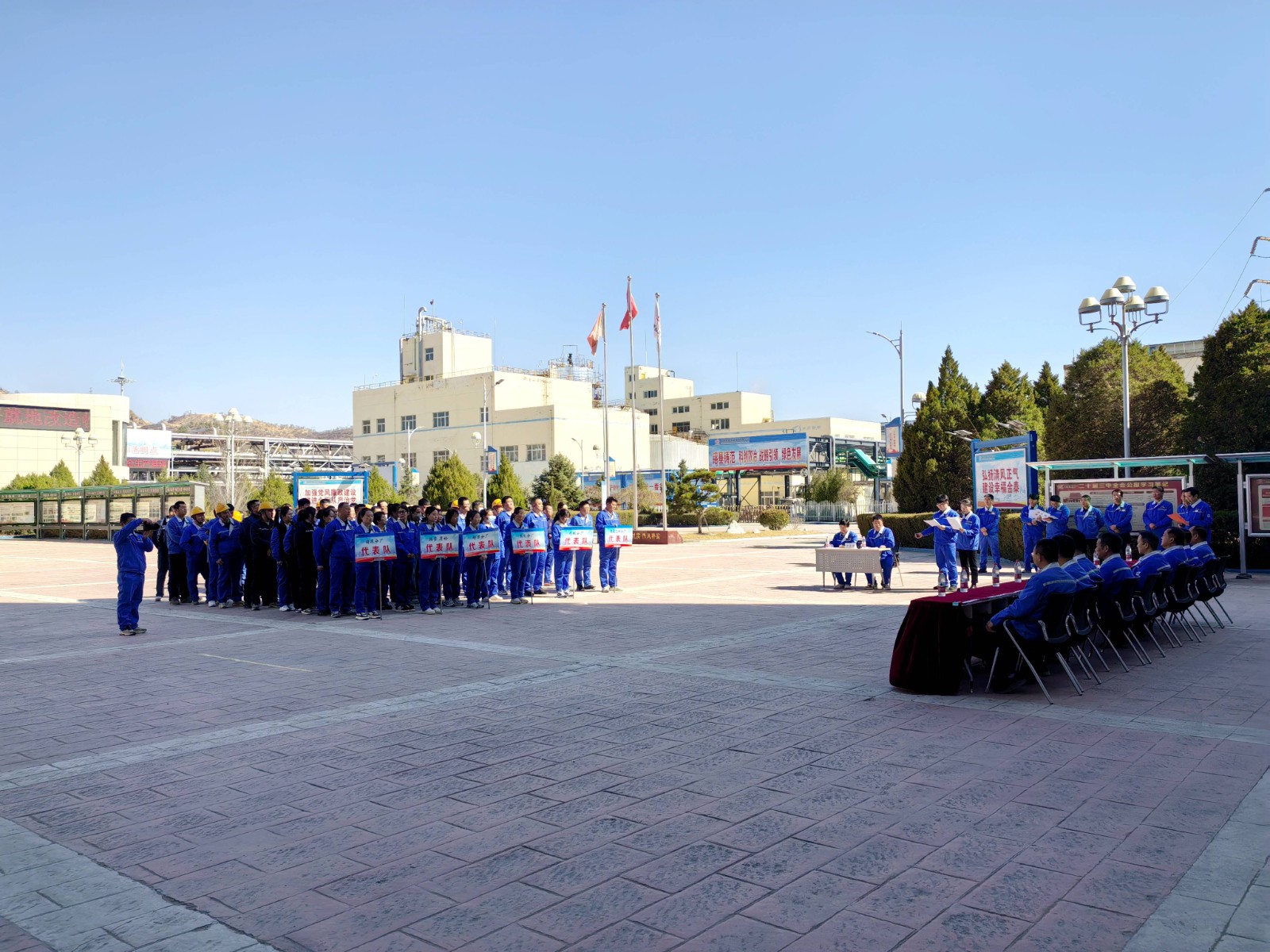 cb71347d6325870c42ecee0572d2751(1).jpg cb71347d6325870c42ecee0572d2751(1).jpg