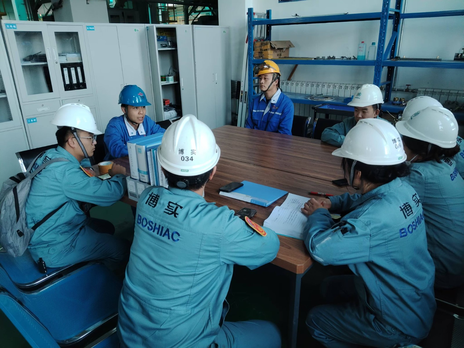 哈博实.jpg 哈博实.jpg