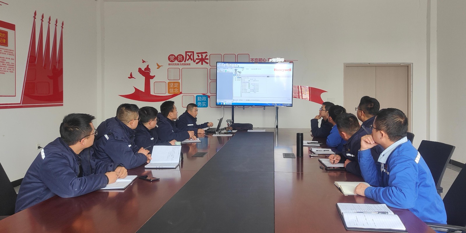 图片4.jpg 图片4.jpg