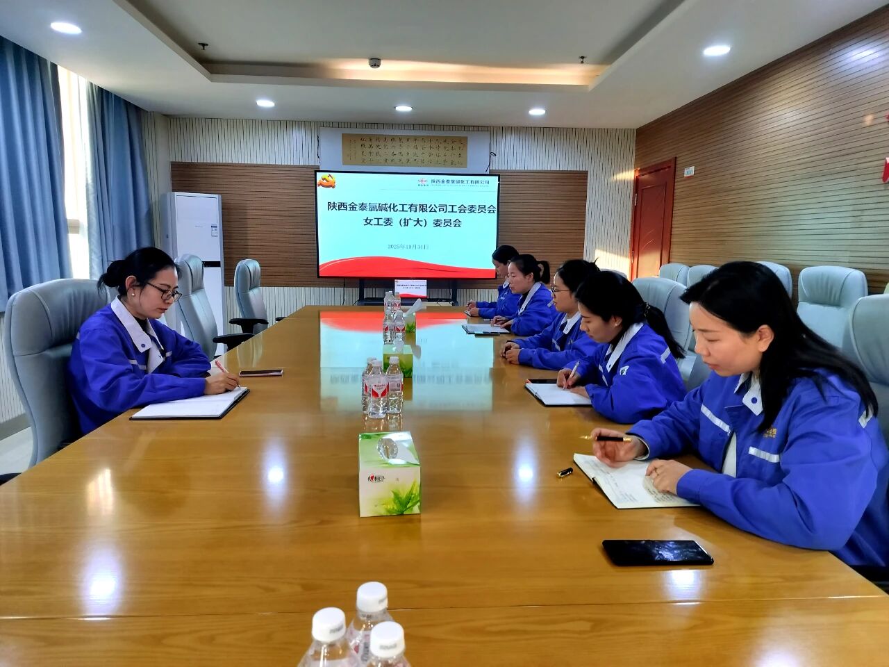 dc2cd0cccee6fa9cd2eb56ebc60e836c.jpg dc2cd0cccee6fa9cd2eb56ebc60e836c.jpg